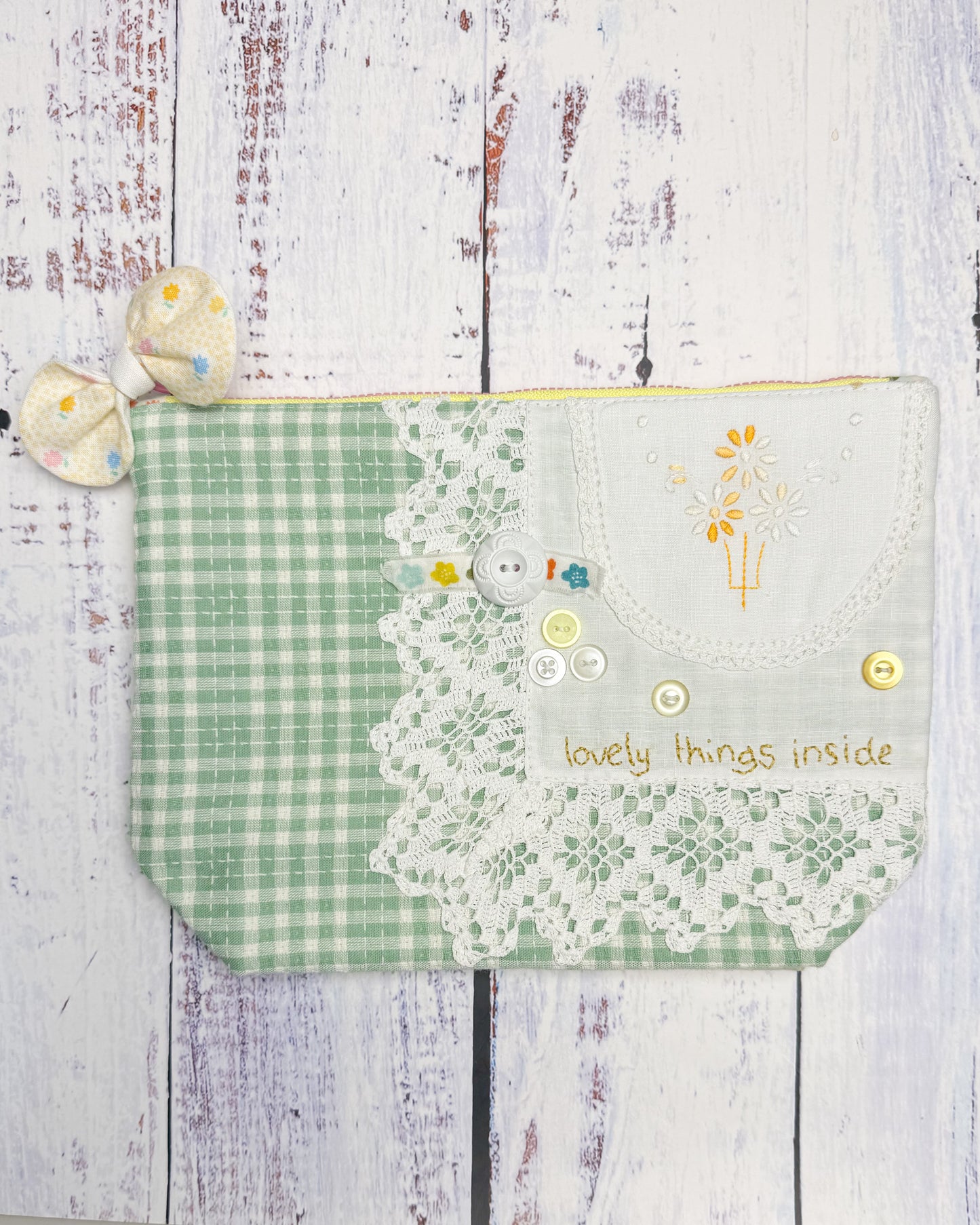 The Linen Press Medium Zip Pouches