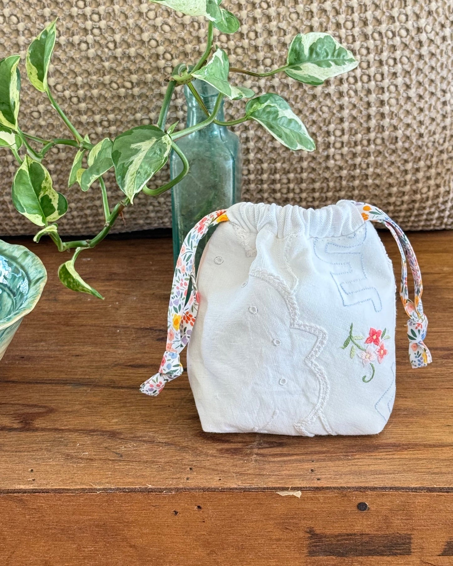 Linen Press Notions Pouch - Valda